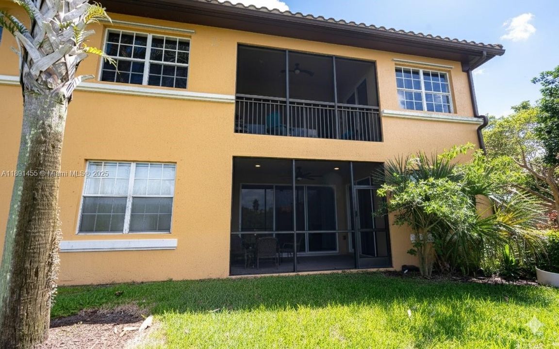 Recently Rented: $3,500 (3 beds, 2 baths, 1401 Square Feet)