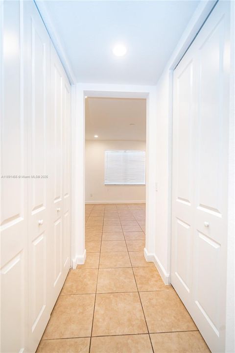 Recently Rented: $3,500 (3 beds, 2 baths, 1401 Square Feet)