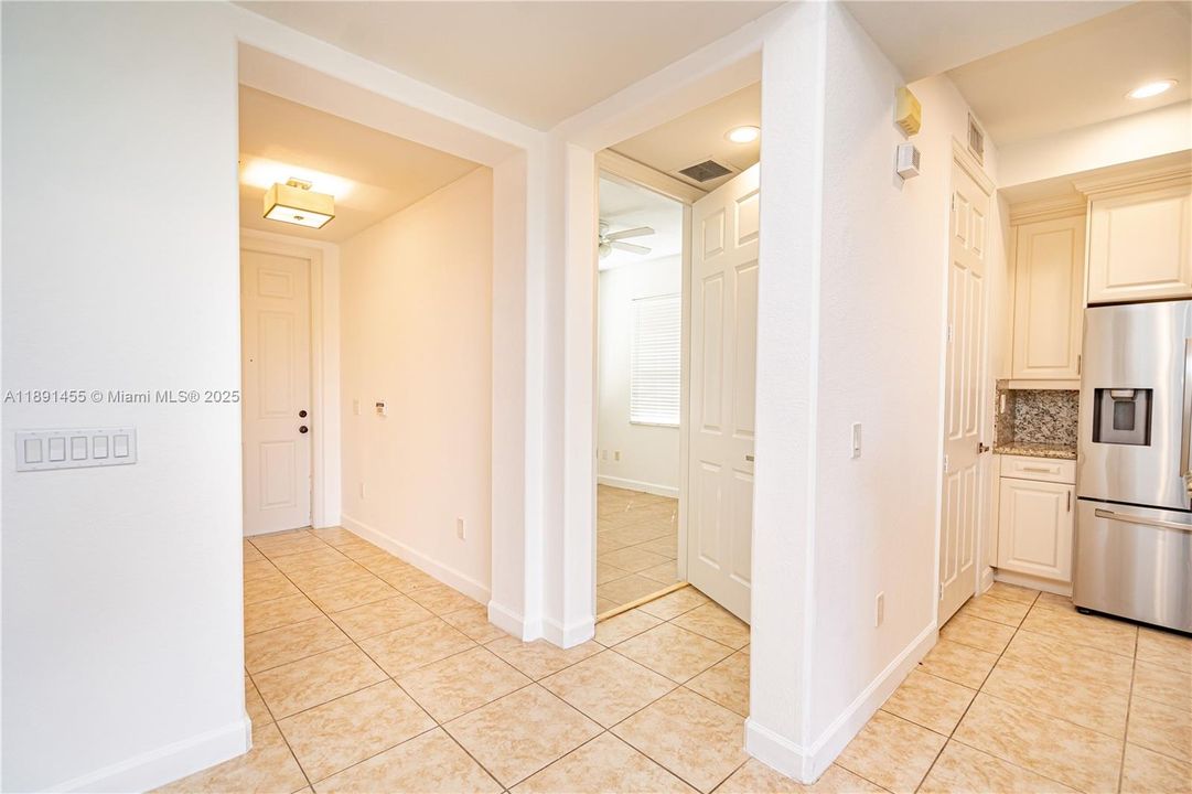 Recently Rented: $3,500 (3 beds, 2 baths, 1401 Square Feet)