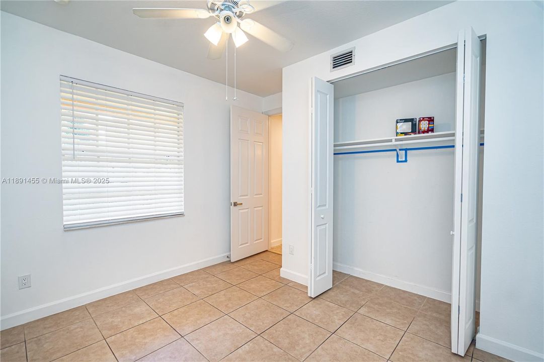 Recently Rented: $3,500 (3 beds, 2 baths, 1401 Square Feet)