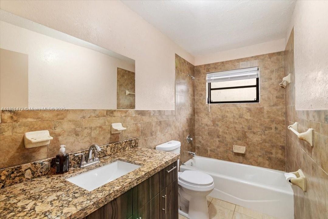 For Sale: $849,999 (4 beds, 2 baths, 1800 Square Feet)