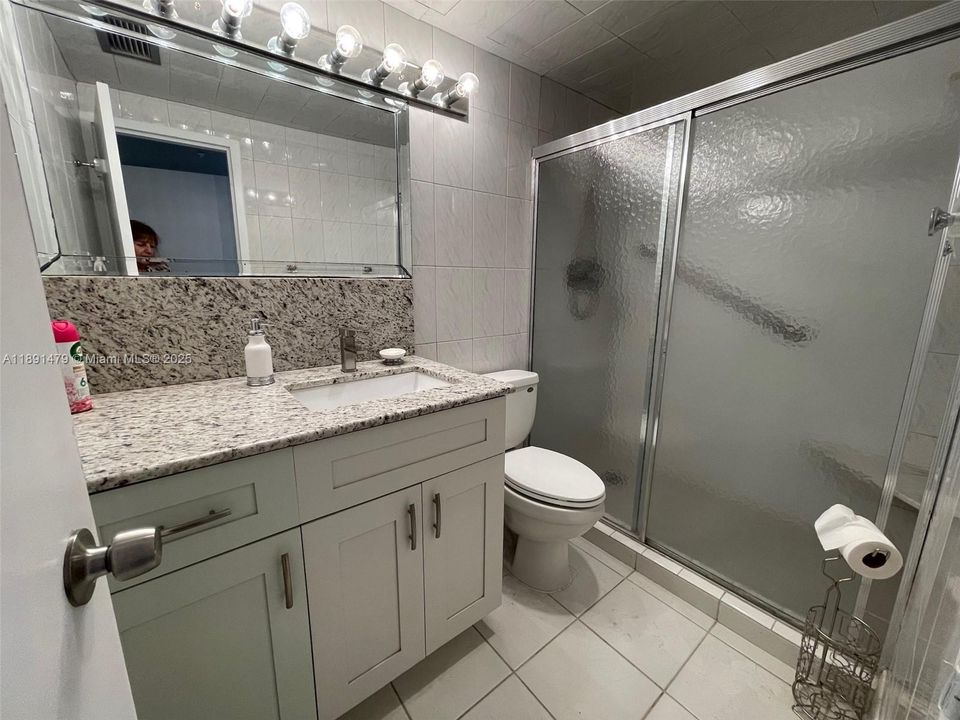 For Sale: $499,000 (2 beds, 2 baths, 1326 Square Feet)