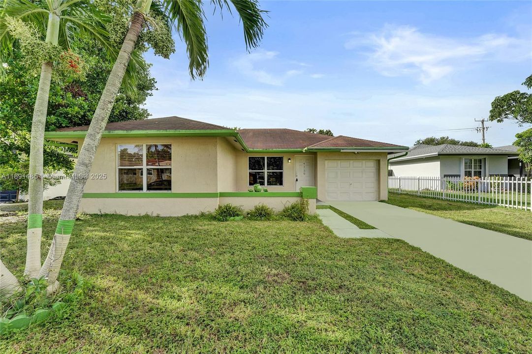Active With Contract: $389,000 (3 beds, 2 baths, 1194 Square Feet)