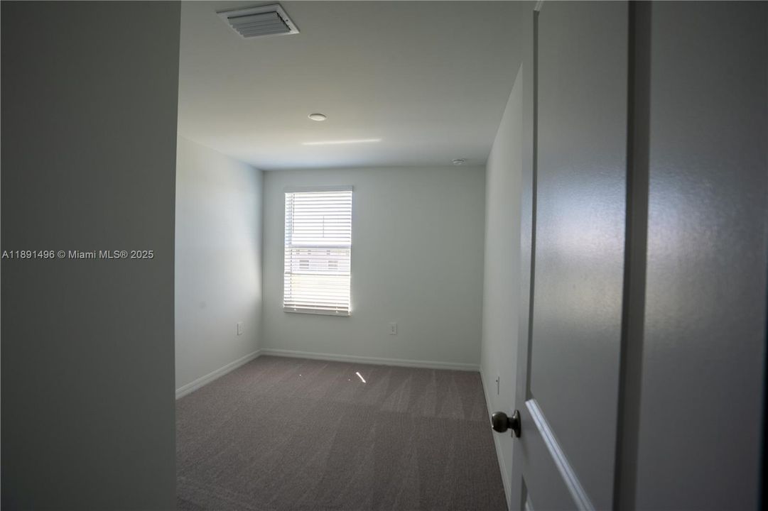 В аренду: $1,950 (3 спален, 2 ванн, 0 Квадратных фут)