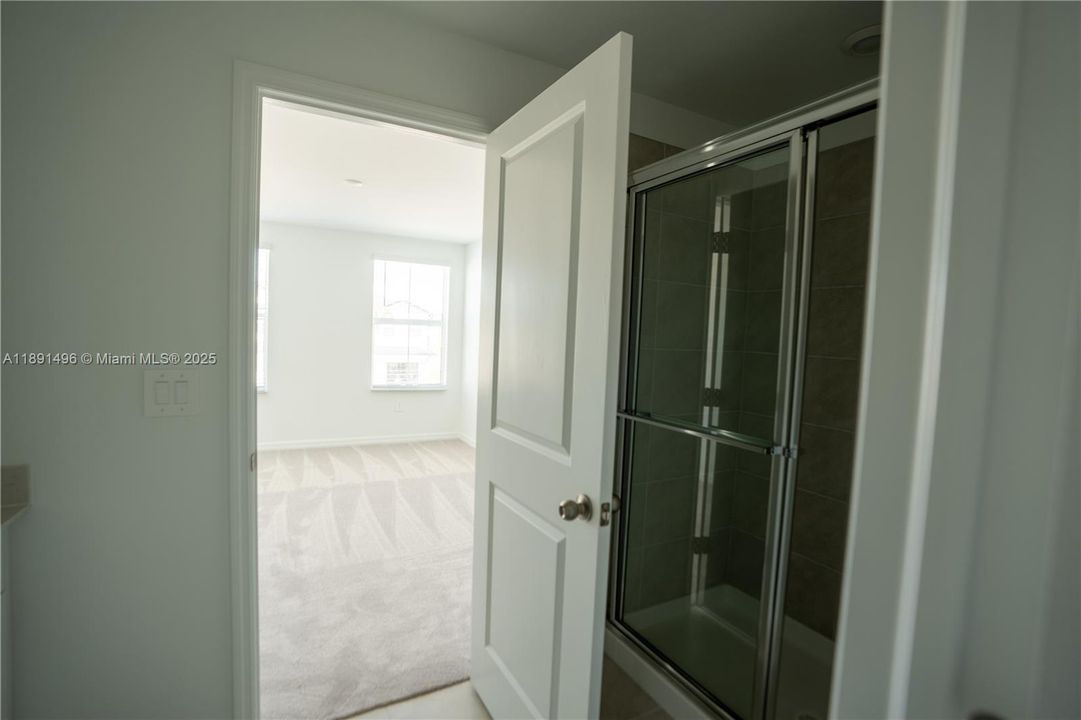 В аренду: $1,950 (3 спален, 2 ванн, 0 Квадратных фут)