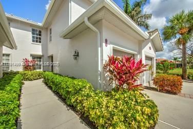 For Rent: $6,000 (2 beds, 2 baths, 1629 Square Feet)