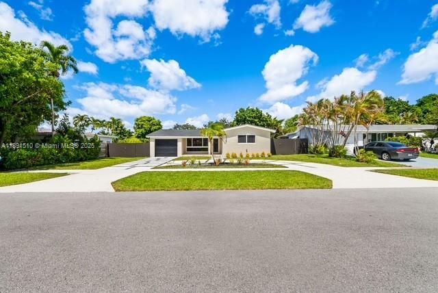 Active With Contract: $950,000 (4 beds, 2 baths, 1903 Square Feet)