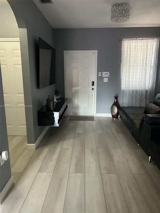 На продажу: $465,000 (3 спален, 2 ванн, 1416 Квадратных фут)