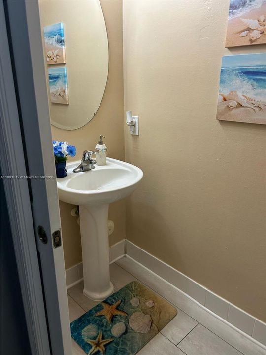 На продажу: $465,000 (3 спален, 2 ванн, 1416 Квадратных фут)