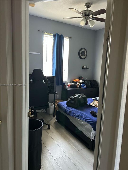 На продажу: $465,000 (3 спален, 2 ванн, 1416 Квадратных фут)