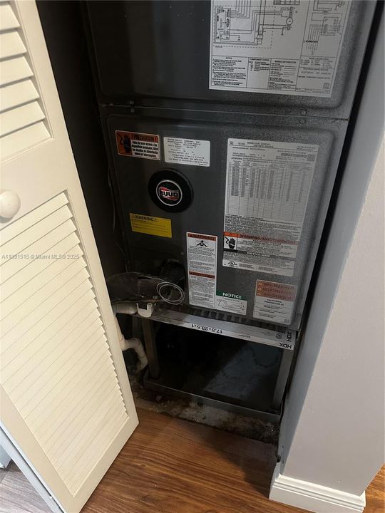 Под контрактом: $3,250 (3 спален, 2 ванн, 1468 Квадратных фут)