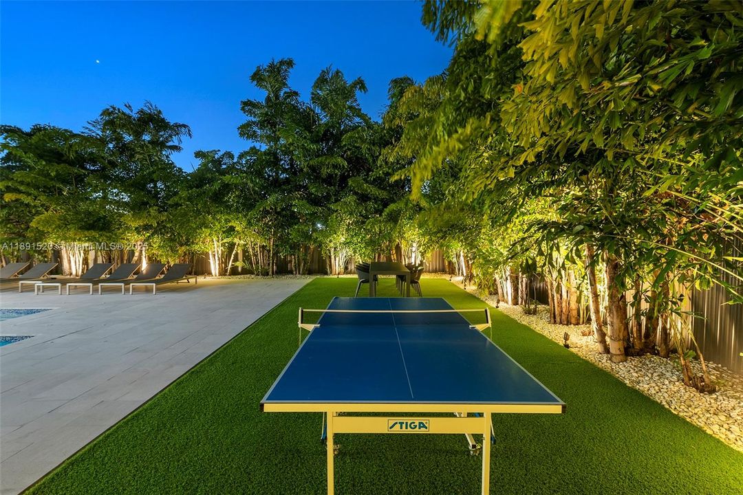 На продажу: $2,499,000 (5 спален, 3 ванн, 2954 Квадратных фут)