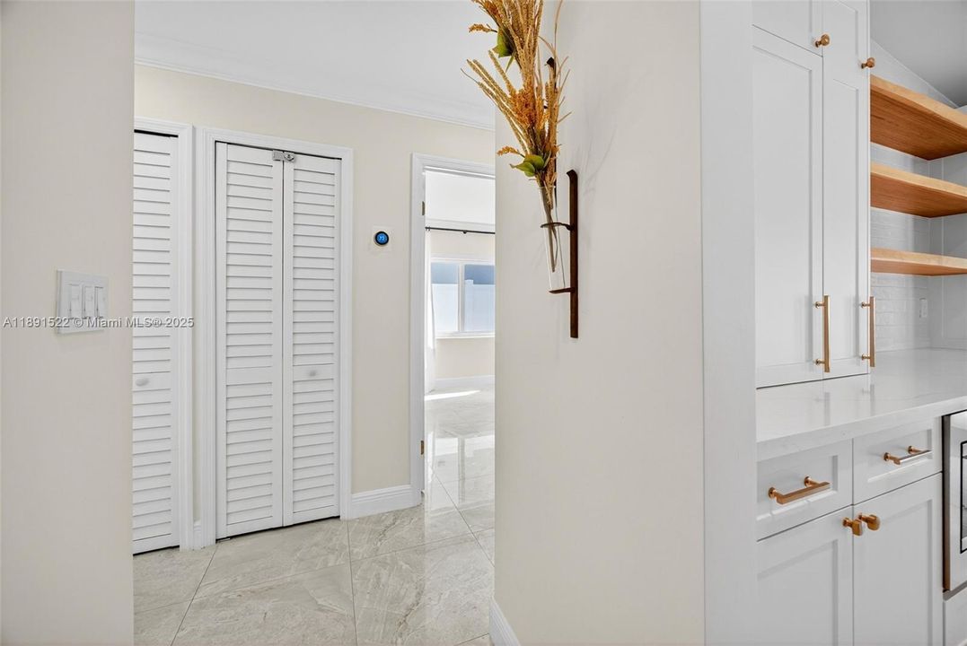 For Rent: $4,850 (4 beds, 2 baths, 1822 Square Feet)