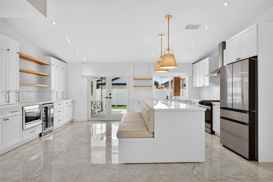 For Rent: $4,850 (4 beds, 2 baths, 1822 Square Feet)