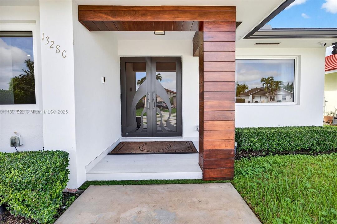 For Rent: $4,850 (4 beds, 2 baths, 1822 Square Feet)