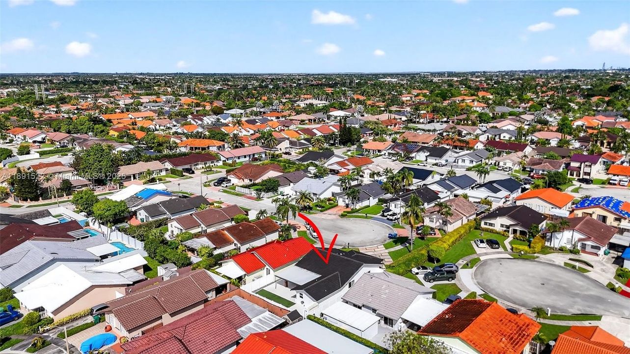 For Rent: $4,850 (4 beds, 2 baths, 1822 Square Feet)