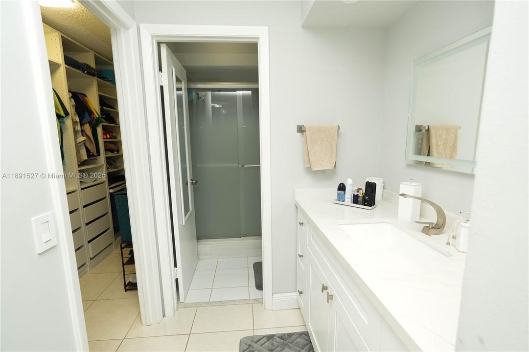 待售: $570,000 (3 贝兹, 2 浴室, 1440 平方英尺)