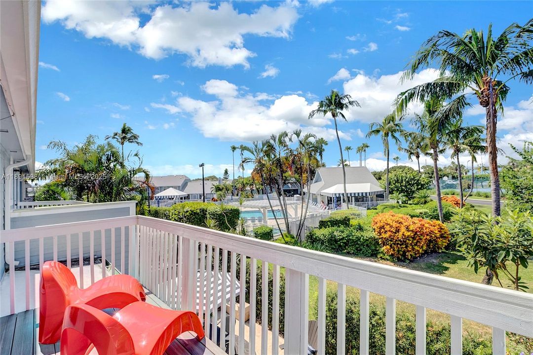 For Rent: $11,800 (3 beds, 2 baths, 1645 Square Feet)