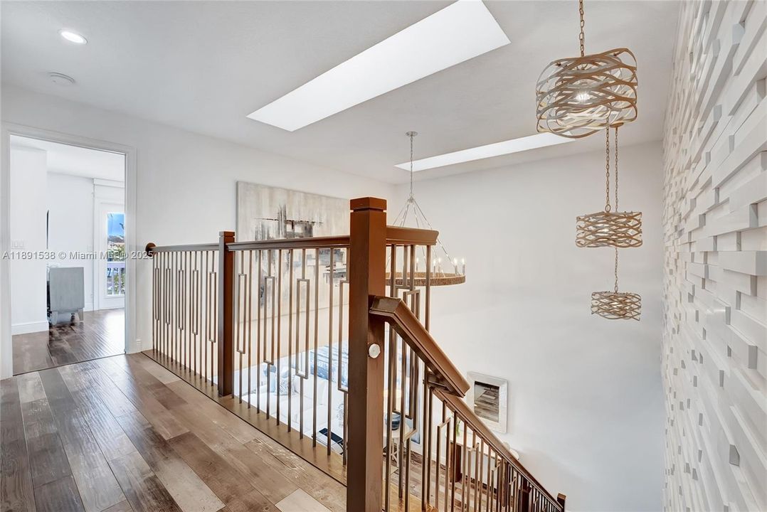 For Rent: $11,800 (3 beds, 2 baths, 1645 Square Feet)