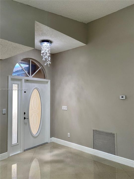 出租: $3,475 (3 贝兹, 2 浴室, 1731 平方英尺)