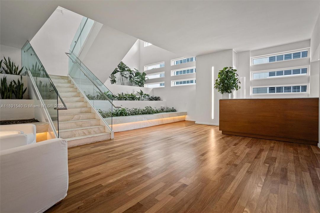 Vendido Recientemente: $545,000 (1 camas, 1 baños, 808 Pies cuadrados)