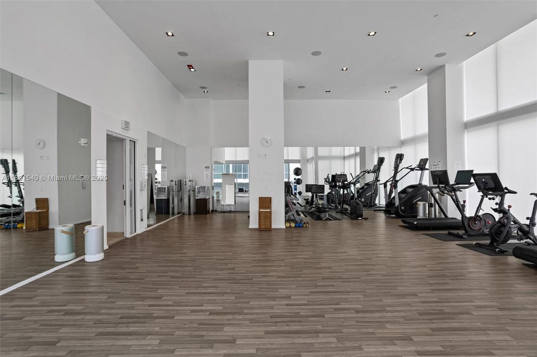 Vendido Recientemente: $545,000 (1 camas, 1 baños, 808 Pies cuadrados)