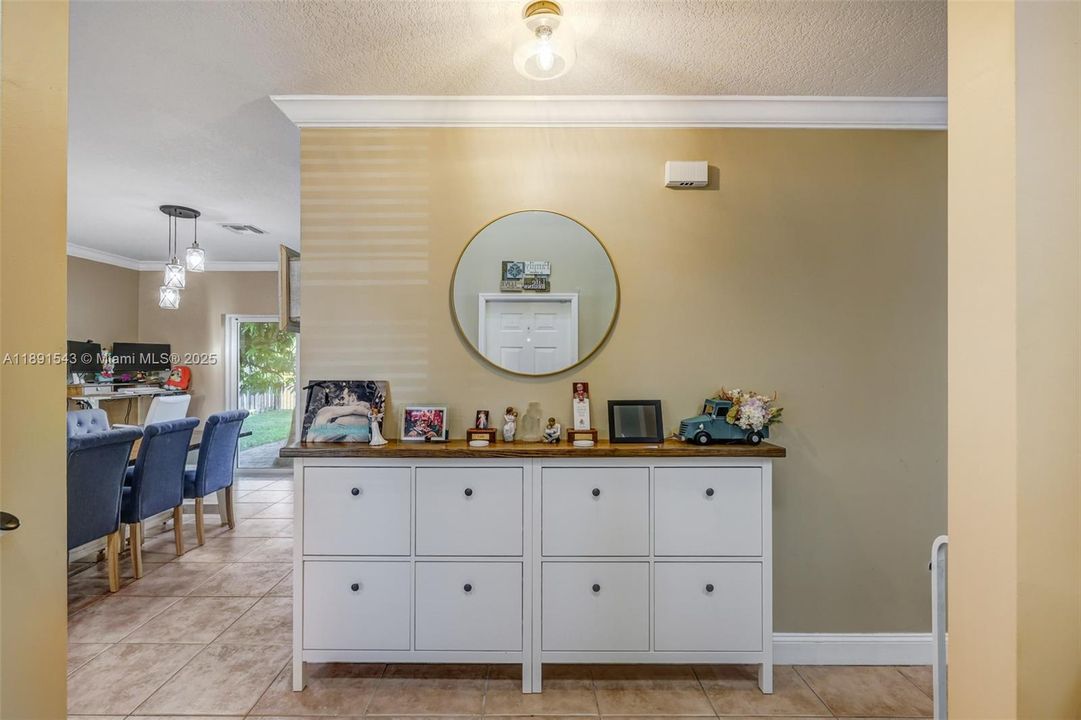 For Sale: $685,000 (3 beds, 2 baths, 2128 Square Feet)