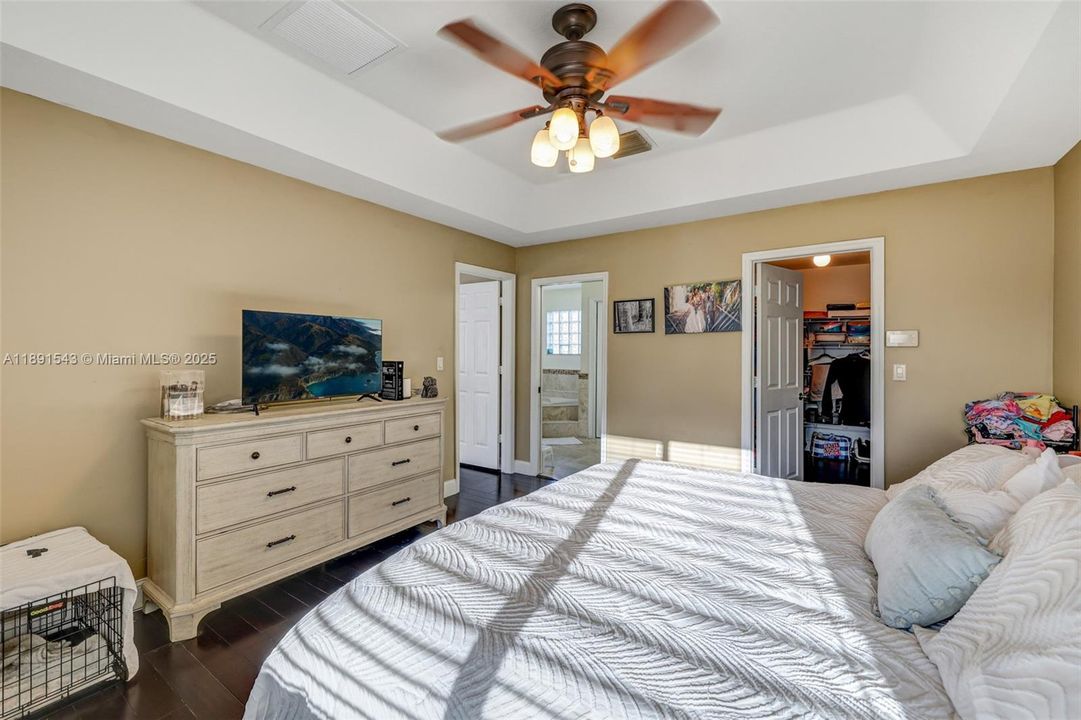 For Sale: $685,000 (3 beds, 2 baths, 2128 Square Feet)