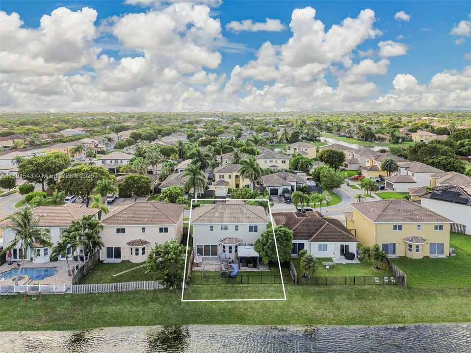 For Sale: $685,000 (3 beds, 2 baths, 2128 Square Feet)