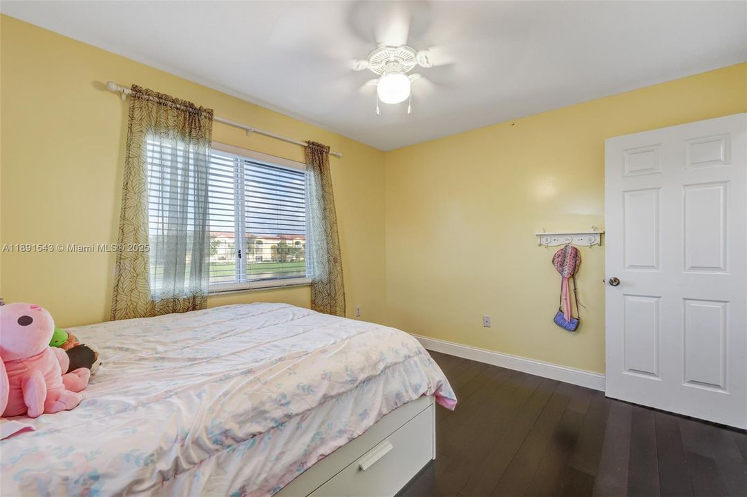 For Sale: $685,000 (3 beds, 2 baths, 2128 Square Feet)