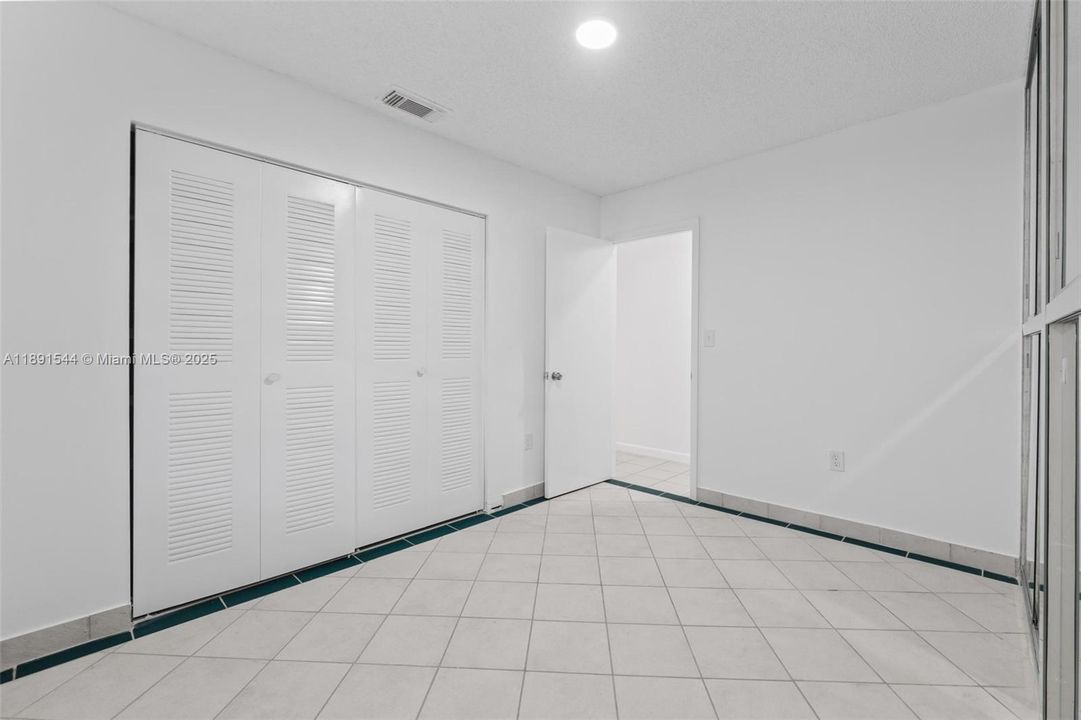 Recientemente alquilado: $3,500 (3 camas, 2 baños, 1487 Pies cuadrados)