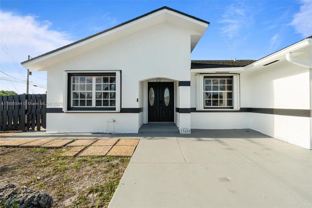 Recientemente alquilado: $3,500 (3 camas, 2 baños, 1487 Pies cuadrados)