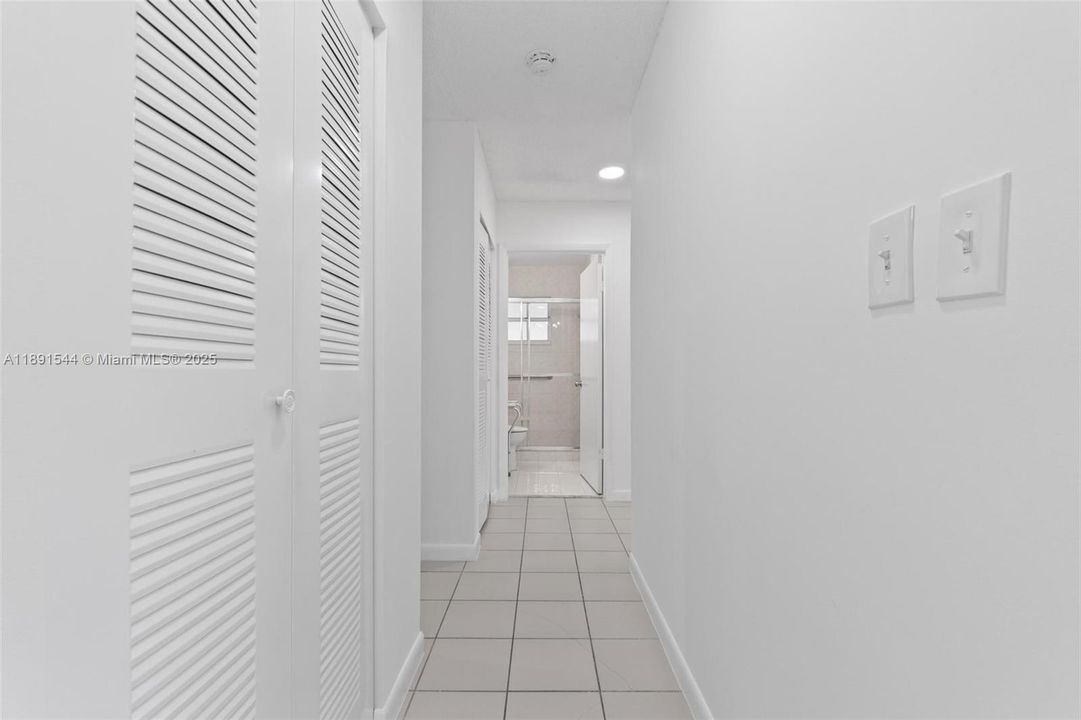 Recientemente alquilado: $3,500 (3 camas, 2 baños, 1487 Pies cuadrados)