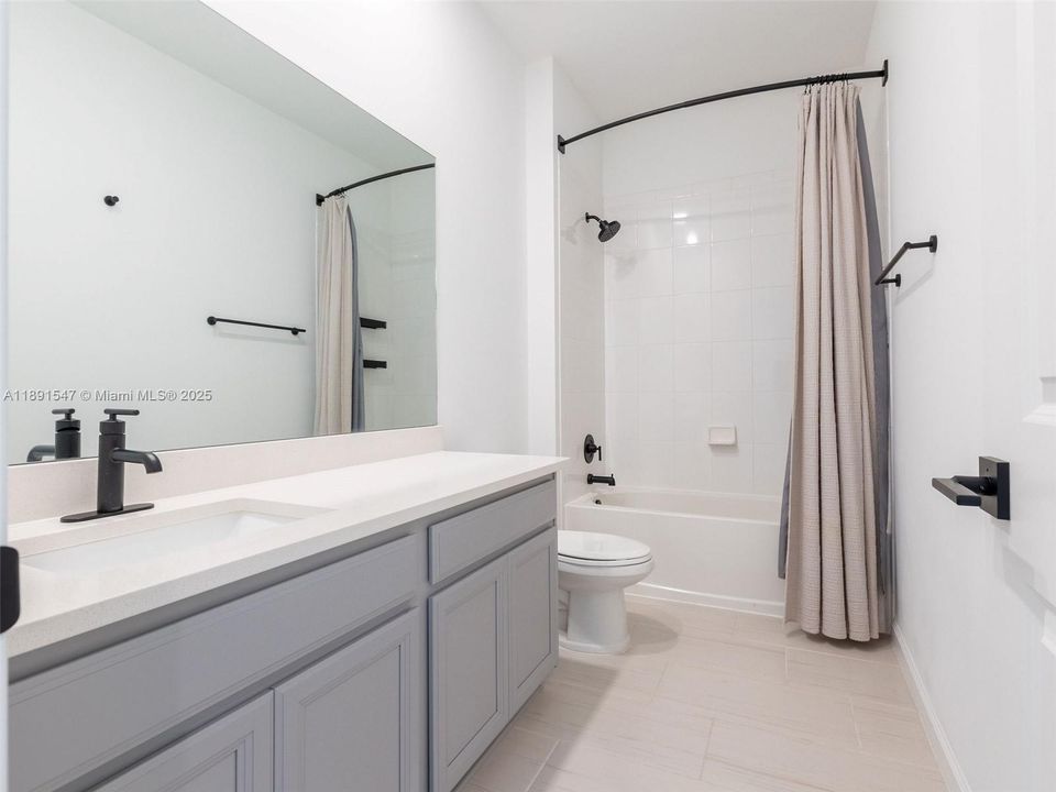 Active With Contract: $535,000 (3 beds, 2 baths, 1692 Square Feet)