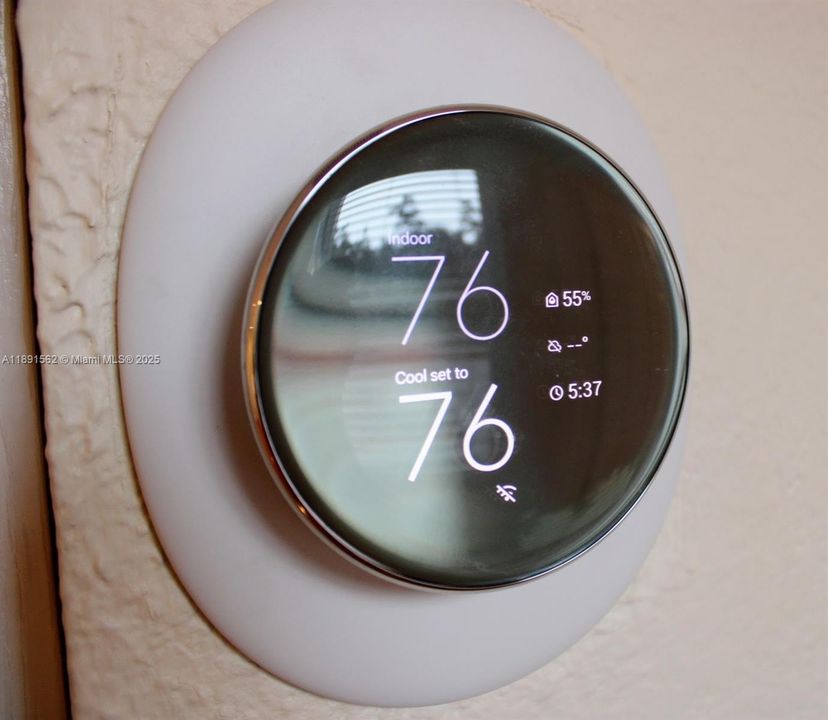 出租: $5,200 (4 贝兹, 3 浴室, 2830 平方英尺)