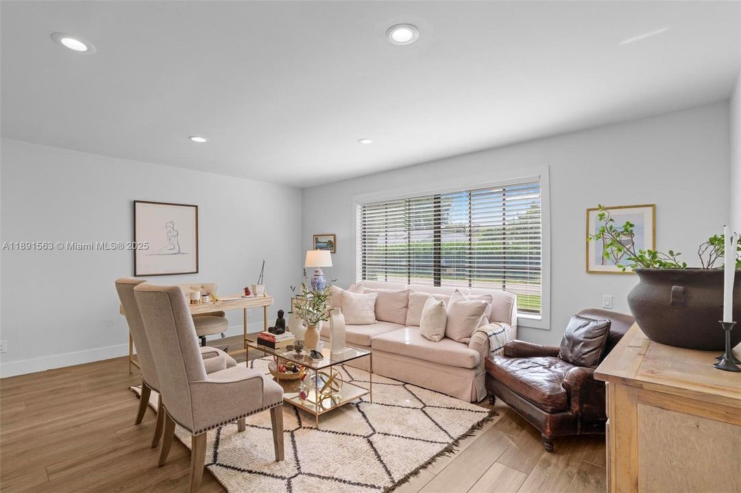 Active With Contract: $965,000 (4 beds, 2 baths, 2801 Square Feet)