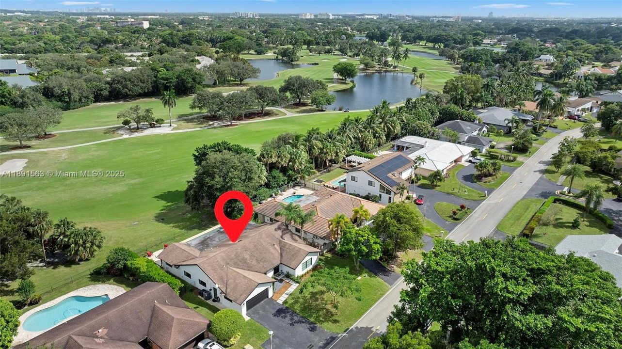 Active With Contract: $965,000 (4 beds, 2 baths, 2801 Square Feet)