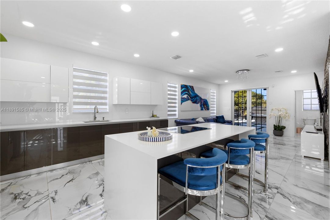 Recently Rented: $5,950 (4 beds, 3 baths, 2300 Square Feet)