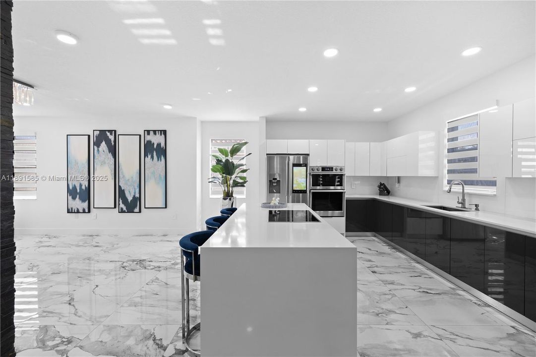 Recently Rented: $5,950 (4 beds, 3 baths, 2300 Square Feet)