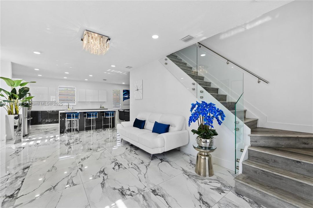 Recently Rented: $5,950 (4 beds, 3 baths, 2300 Square Feet)