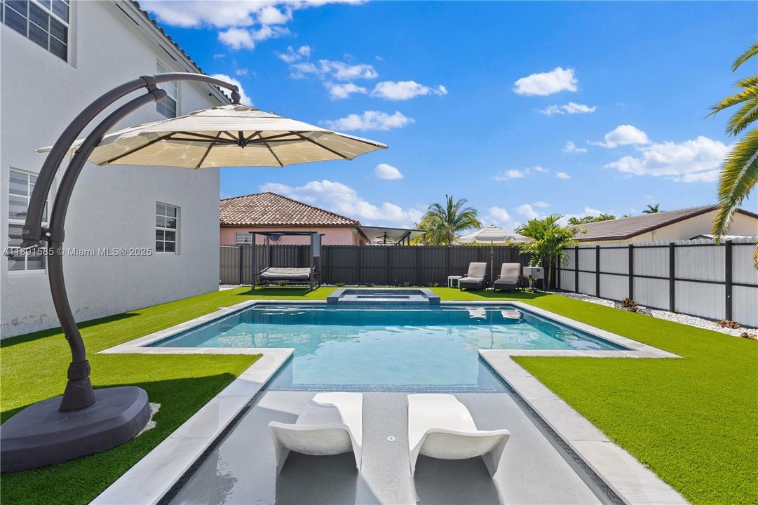 Recently Rented: $5,950 (4 beds, 3 baths, 2300 Square Feet)