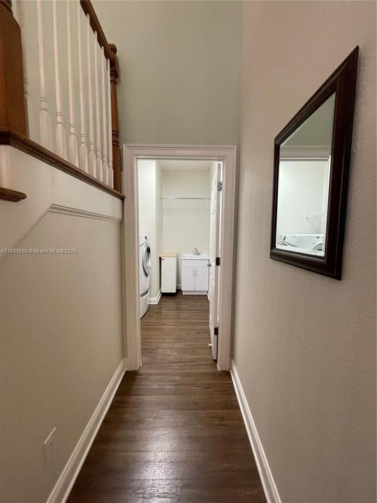 En Venta: $678,000 (3 camas, 2 baños, 2801 Pies cuadrados)