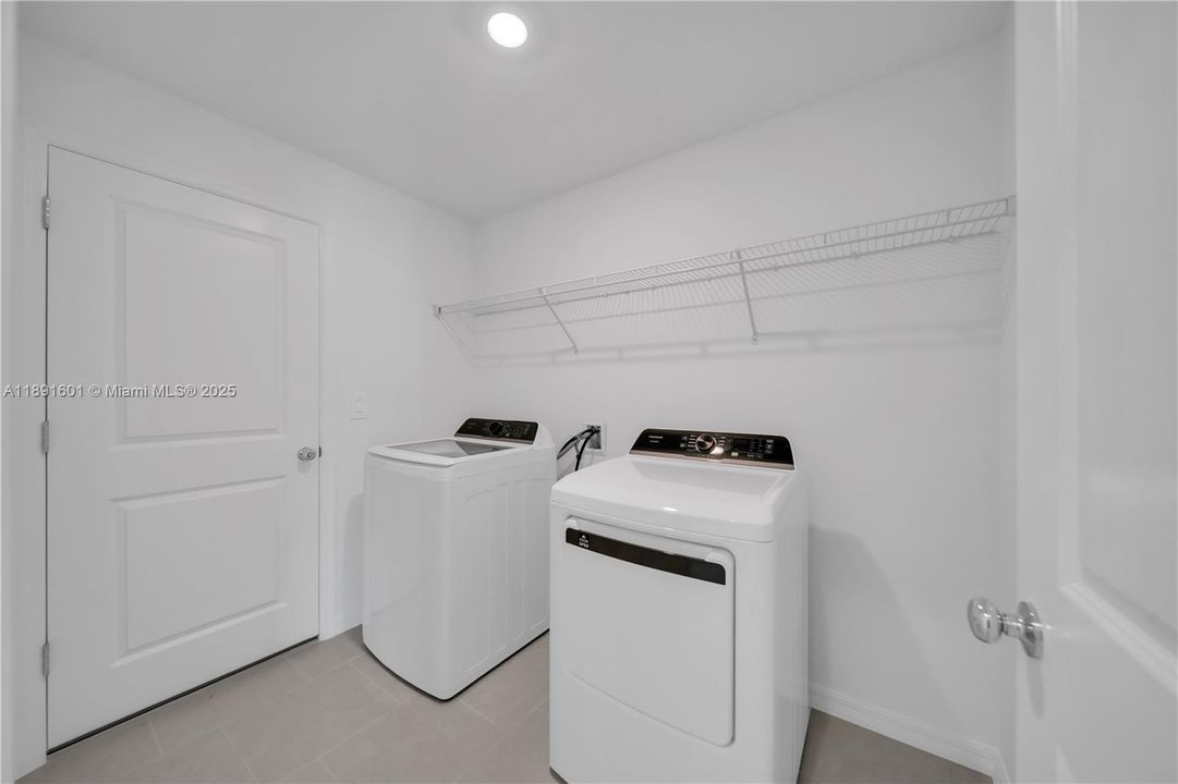 Recently Rented: $2,050 (4 beds, 2 baths, 0 Square Feet)