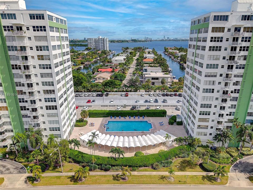 Recently Sold: $530,000 (2 beds, 2 baths, 1752 Square Feet)