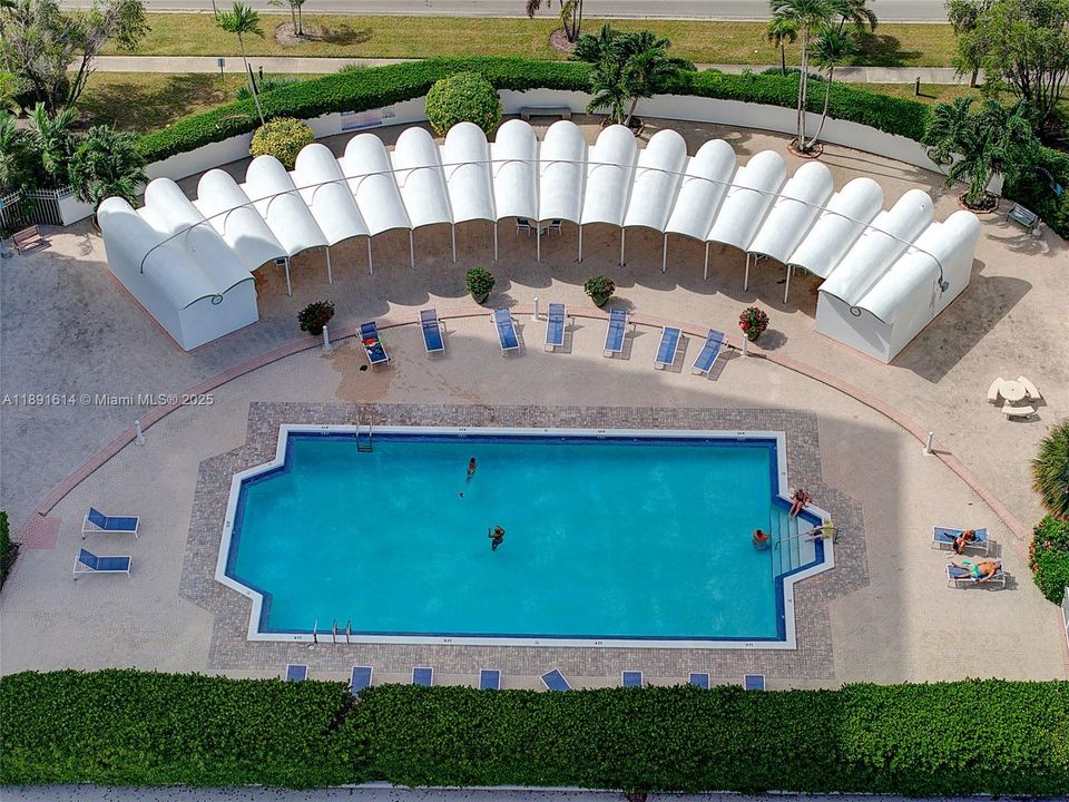 Recently Sold: $530,000 (2 beds, 2 baths, 1752 Square Feet)