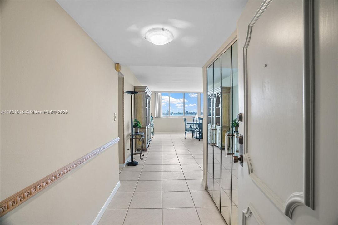 Recently Sold: $530,000 (2 beds, 2 baths, 1752 Square Feet)