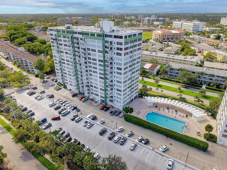 Recently Sold: $530,000 (2 beds, 2 baths, 1752 Square Feet)