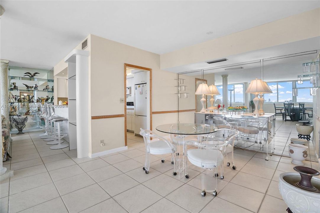 Recently Sold: $530,000 (2 beds, 2 baths, 1752 Square Feet)