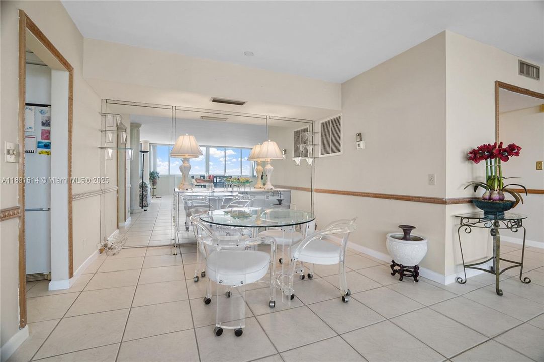 Recently Sold: $530,000 (2 beds, 2 baths, 1752 Square Feet)