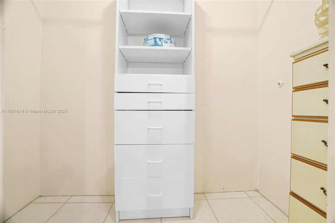 Recently Sold: $530,000 (2 beds, 2 baths, 1752 Square Feet)